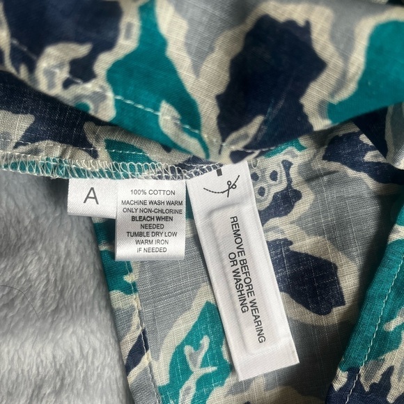 LOFT NWT super cute tank top! - Picture 3 of 8